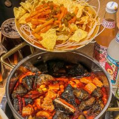 八两臭豆腐肥肠火锅(唐宫路店) 여행 사진