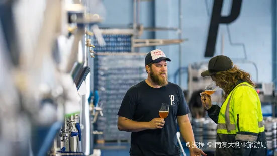 Smiling Samoyed Brewery