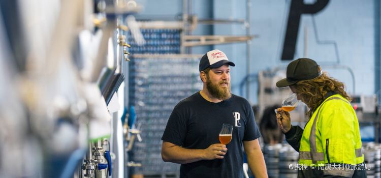 Smiling Samoyed Brewery