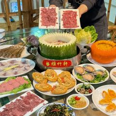 雅竹轩冬瓜盅火锅(临江北路店) User Photo