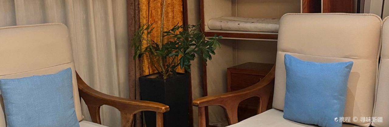 山久饭庄(望景店)