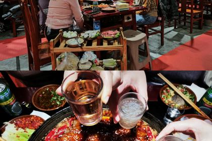 蜀味土碗老火锅(汇川路店)