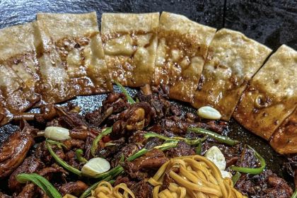 皖北巫氏三胖地锅鸡(庐江店)