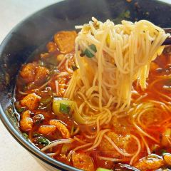 首味酸汤米线(广南49分店) User Photo