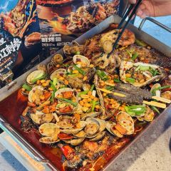 鸣记脆皮烤鱼(杉杉奥莱 观海店) User Photo