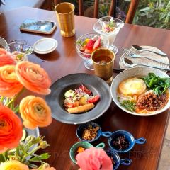 湖山云隐·英式海景花园度假庄园（双廊洱海店）·Gezellig花园海景餐厅 User Photo