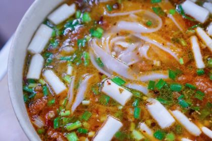 雷老六过桥园米线