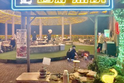 三洲田云深夜阑(夜市)