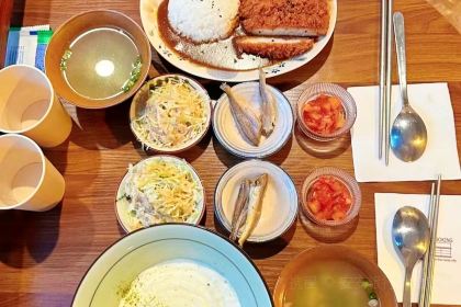 YI SHI COOKING壹食堂