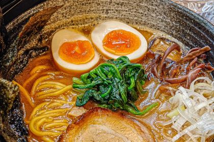娜七日式拉面(海豚湾店)