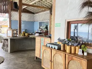 Coco Penida Restaurant & Bar