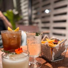 漓岸璞闲文旅酒店(阳朔西街漓江店)·上房野BISTRO·餐×酒×咖 User Photo