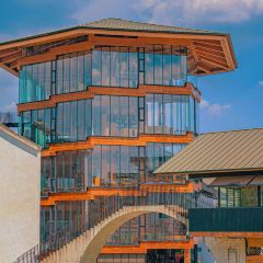 YU YAN LOU User Photo