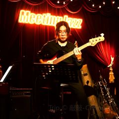 Meeting Jazz Club User Photo