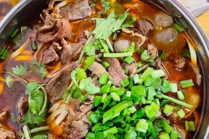 XIAN YI PIN BAO ZI PU