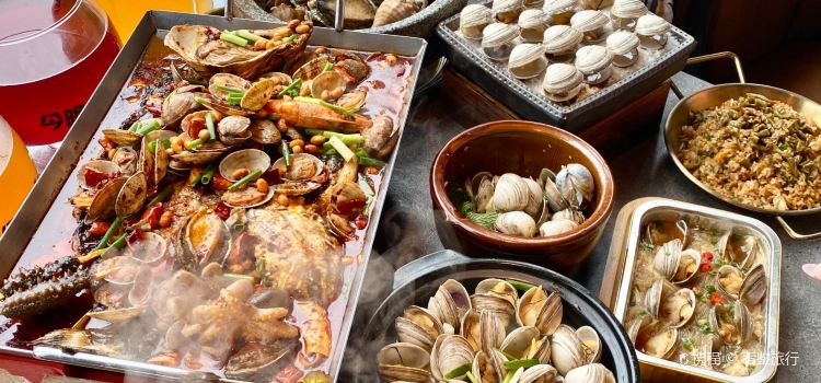 鸣记脆皮烤鱼(杉杉奥莱 观海店)