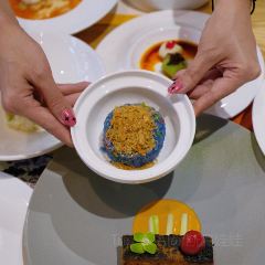 龙谷山房素食餐厅(聚龙小镇店) 여행 사진
