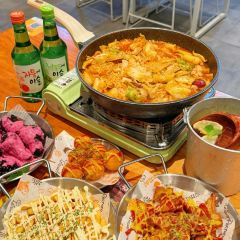 王妃家年糕火鍋炸雞 （中防萬寶城店）張用戶圖片