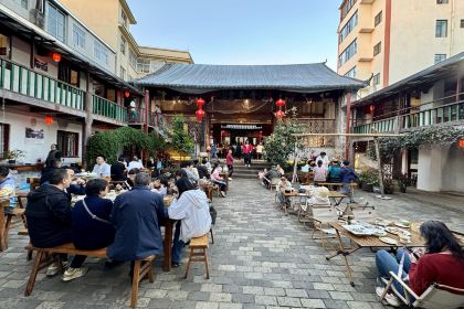 石屏会馆老普洱菜