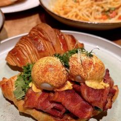 Two Birds One Stone·一石二鸟(木色店) 여행 사진