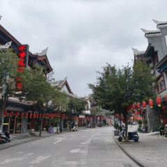 万厨娘卤肉馆（中央城店） User Photo