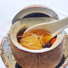 CHEF' TABLE User Photo