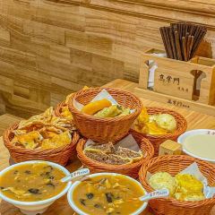 高掌门逍遥胡辣汤(京广路店) User Photo