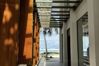 Ocean Bubbles, Male'