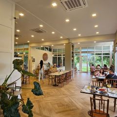 Manorom User Photo