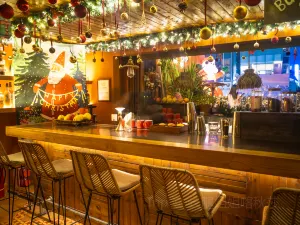 Cross Pub