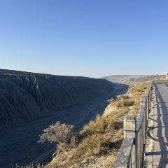 临崖咖啡厅 User Photo