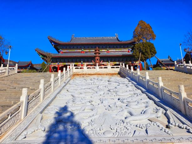 Shuishen Mountain Scenic Area - Baoguo Temple