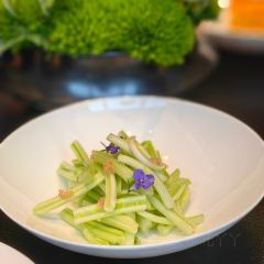 Bin jiang hua yue yan User Photo