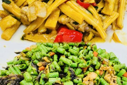 东兴黄鳝饭店(江洲店)