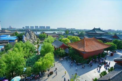 四代祖传老陈黄焖鱼(维中后街店)