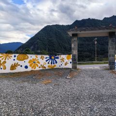 丙中洛雲野·見江·coffee 咖啡館張用戶圖片