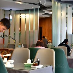 Yu Ya Yuan User Photo