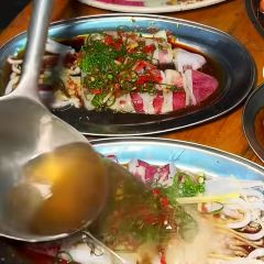 自蚝餐厅·功夫鸡蛙煲·牛腩·牛杂煲 User Photo