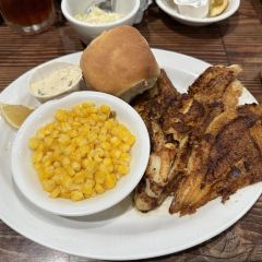 Vernon's Kuntry Katfish 여행 사진