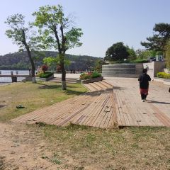 Rizhaosongyuehulanhaijunhuada Restaurant 여행 사진