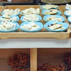 驼乡蒙餐(阿拉善民间手工艺商业街店) User Photo