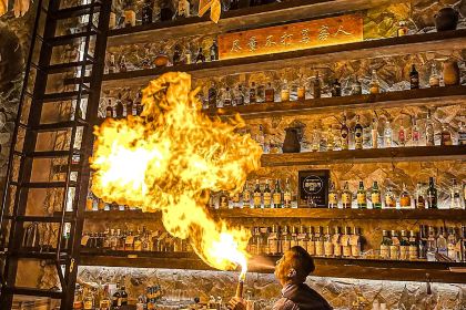 50mil Cocktail&whisky pub