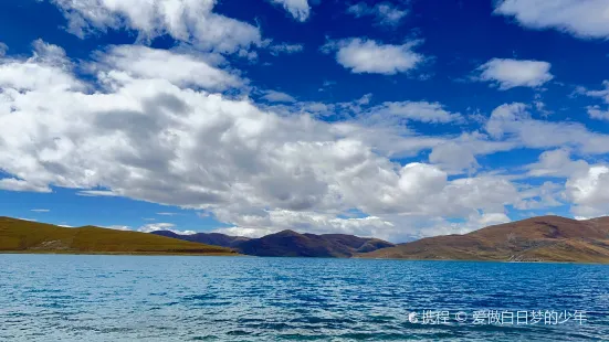 羊湖极地酒店·湖景餐厅