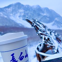 长白山星期天特色火山石烤肉(二道白河店) User Photo