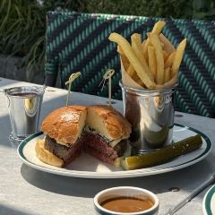 Ralph's Bar User Photo