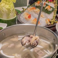 SI JI YE LIN User Photo