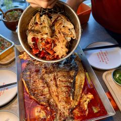 鸣记脆皮烤鱼(杉杉奥莱 观海店) User Photo