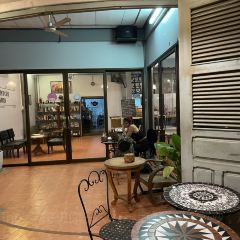 Lin's Cafe User Photo