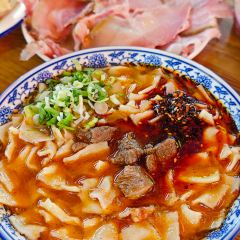 广场小吃城 User Photo