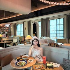DOT Whiskey Club 여행 사진